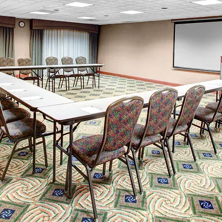 Hampton Inn Coldwater-3